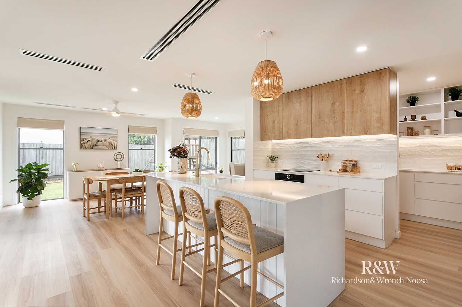 1 Crestview Drive Peregian Springs 1 Crestview Drive Peregian Springs
