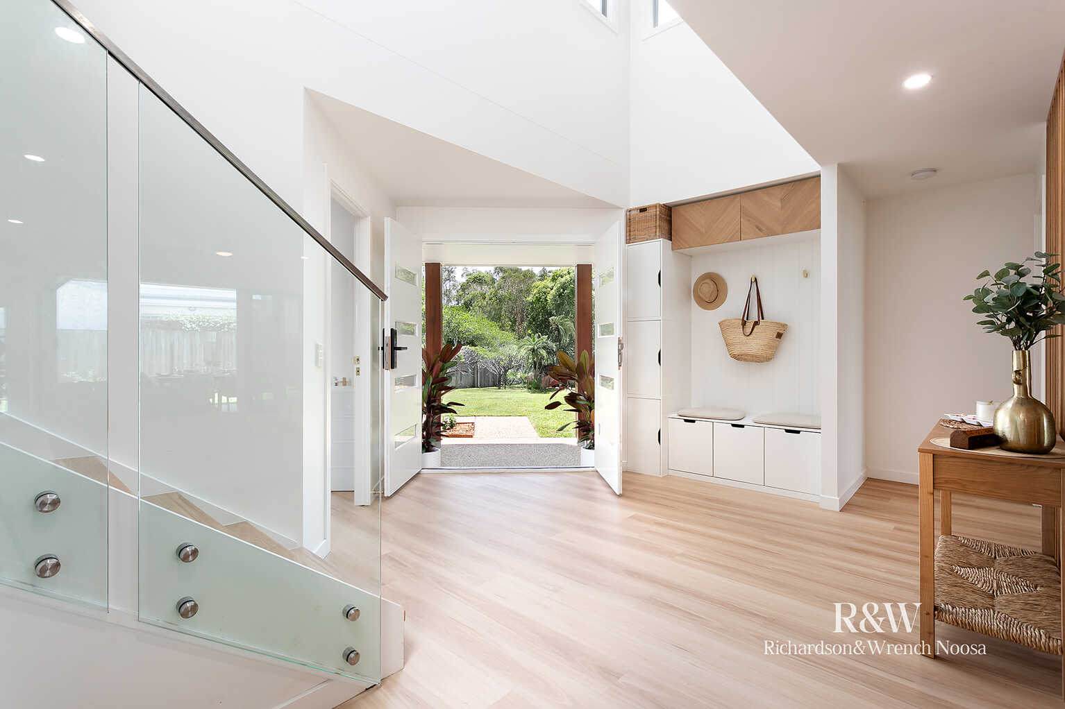 1 Crestview Drive Peregian Springs 1 Crestview Drive Peregian Springs