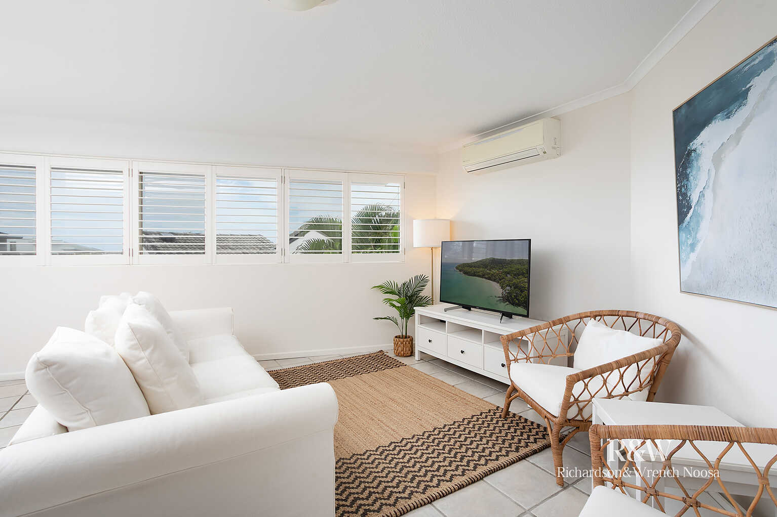 8/2 Park Crescent Sunshine Beach