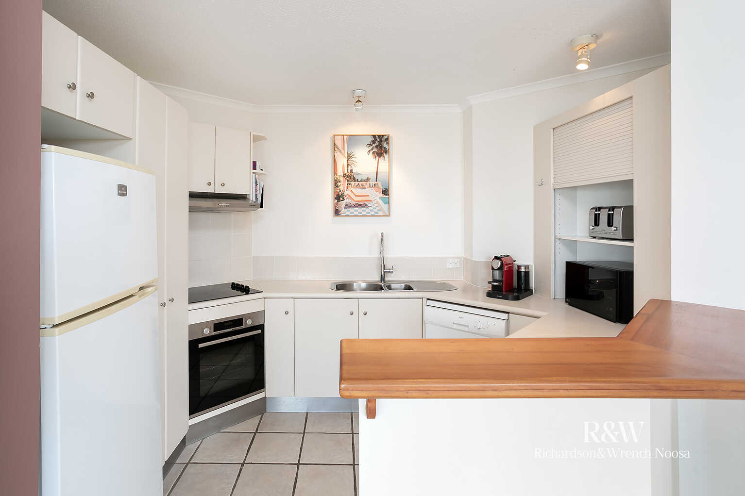8/2 Park Crescent Sunshine Beach