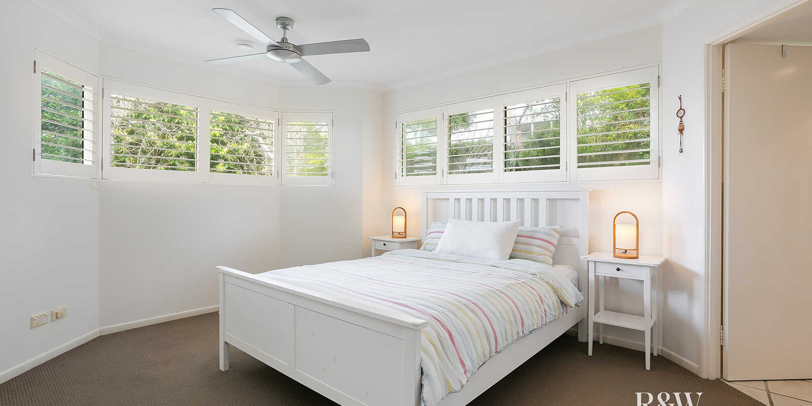 8/2 Park Crescent Sunshine Beach