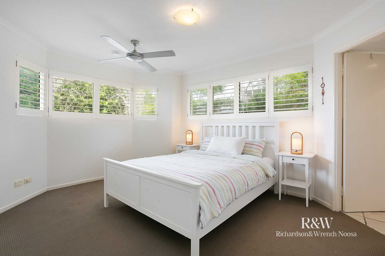 8/2 Park Crescent Sunshine Beach