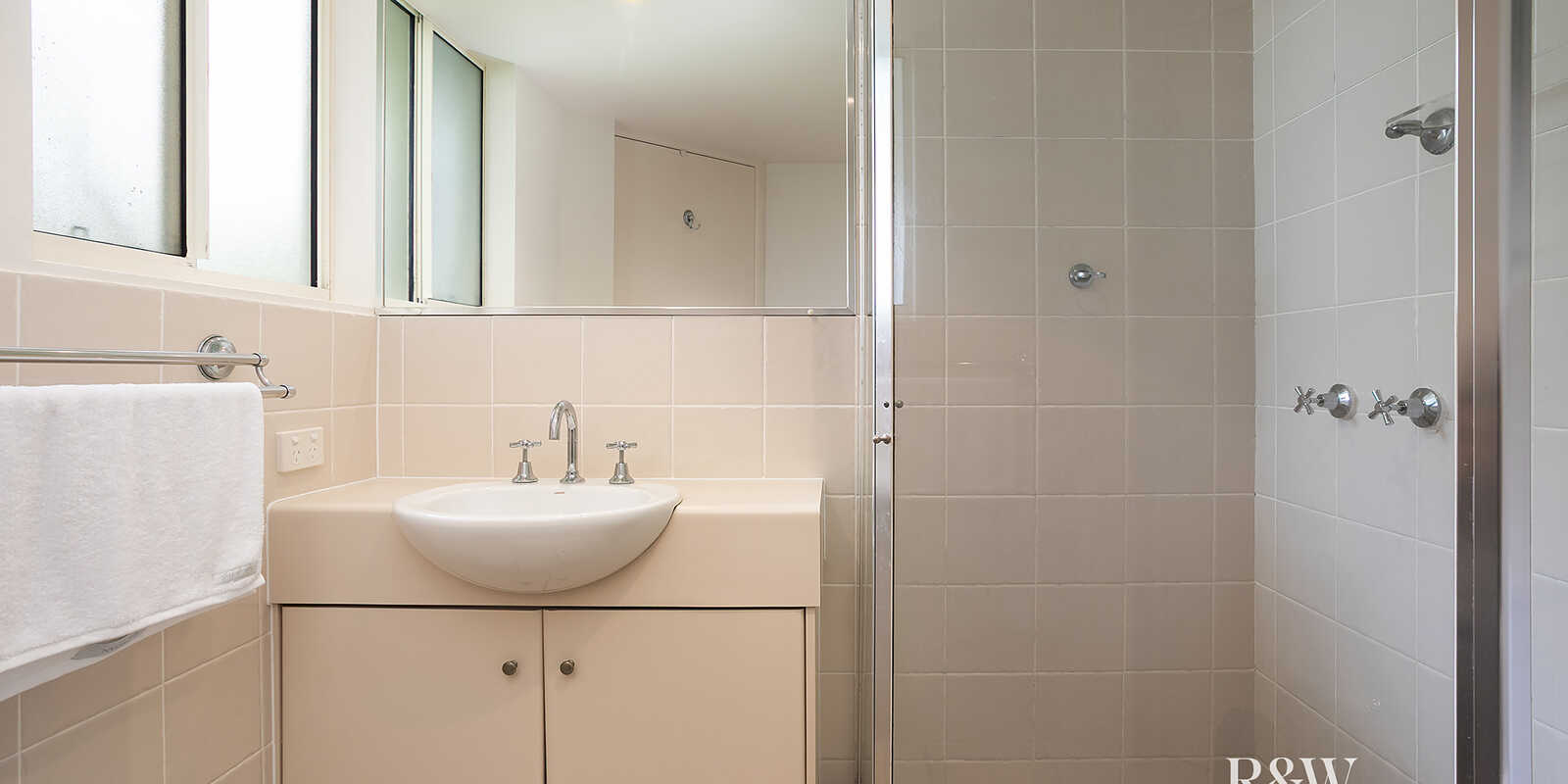 8/2 Park Crescent Sunshine Beach