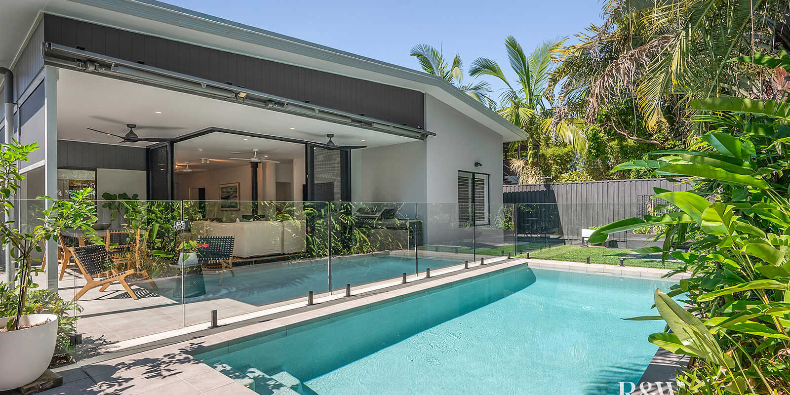 49 Pacific Avenue Sunshine Beach 49 Pacific Avenue Sunshine Beach