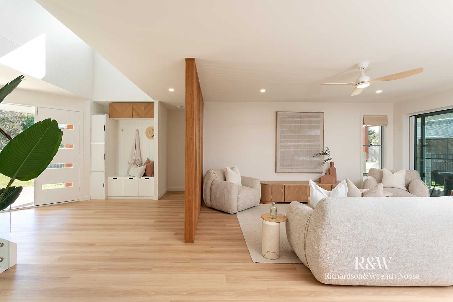 1 Crestview Drive Peregian Springs 1 Crestview Drive Peregian Springs