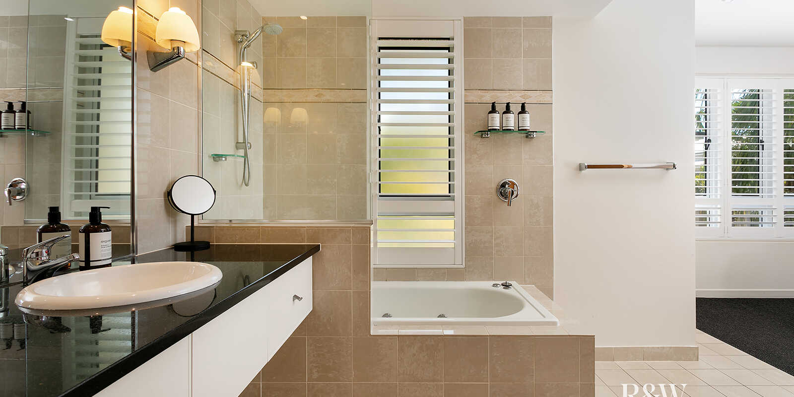 231/32 Hastings Street Noosa Heads