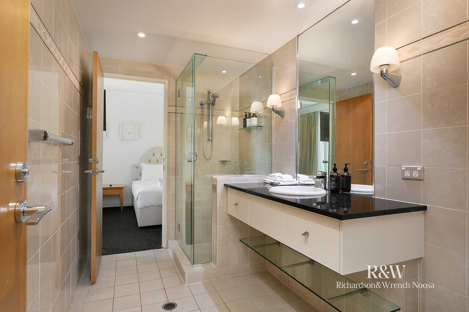 231/32 Hastings Street Noosa Heads