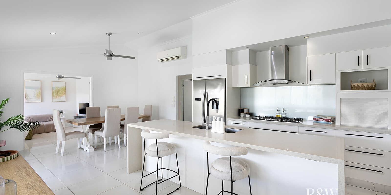 1 Seashell Place Noosaville