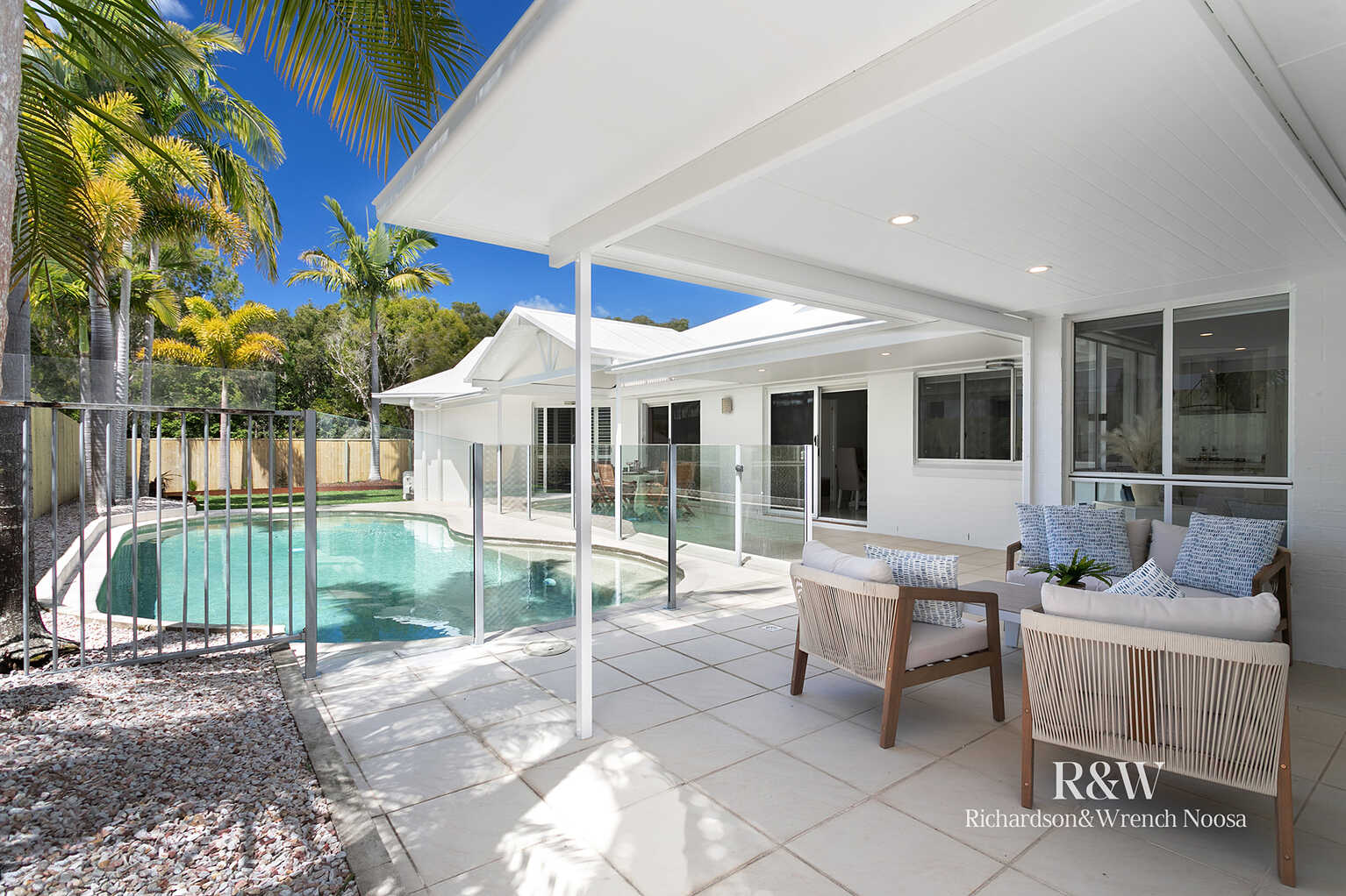 1 Seashell Place Noosaville