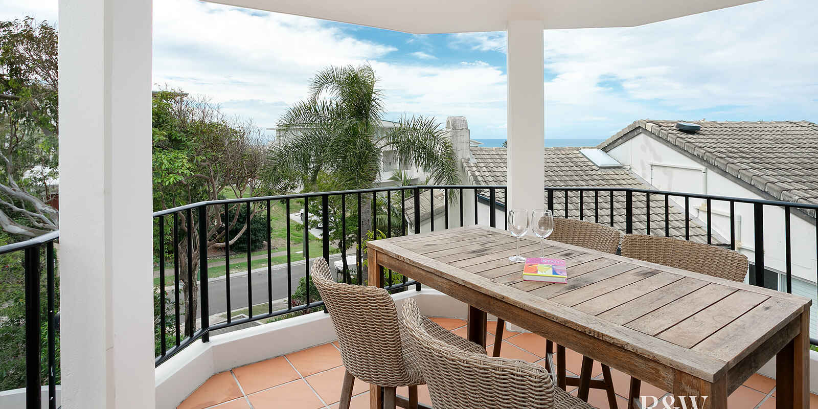 8/2 Park Crescent Sunshine Beach 8/2 Park Crescent Sunshine Beach