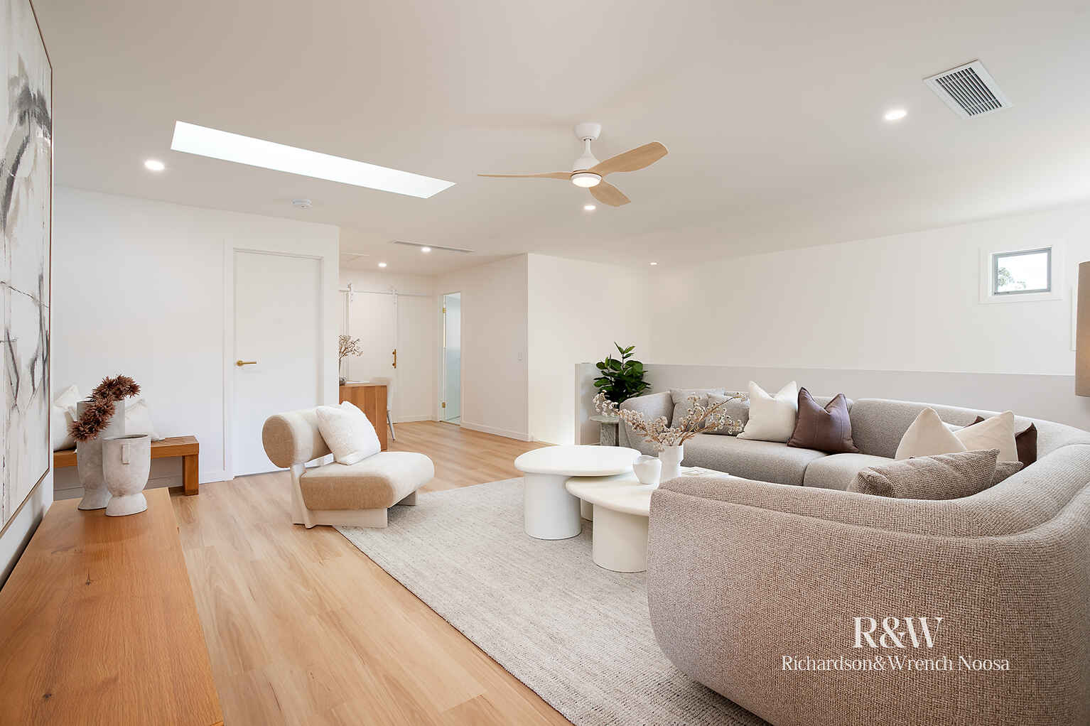 1 Crestview Drive Peregian Springs 1 Crestview Drive Peregian Springs