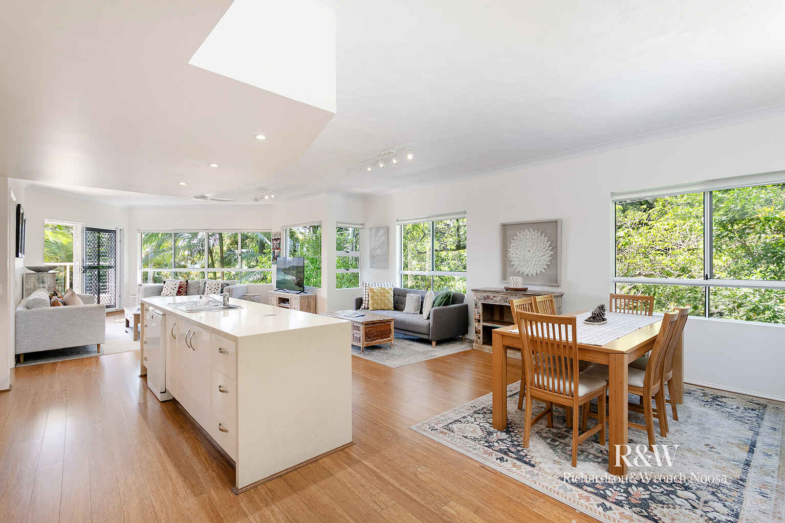  6/1 Picture Point  Crescent Noosa Heads
