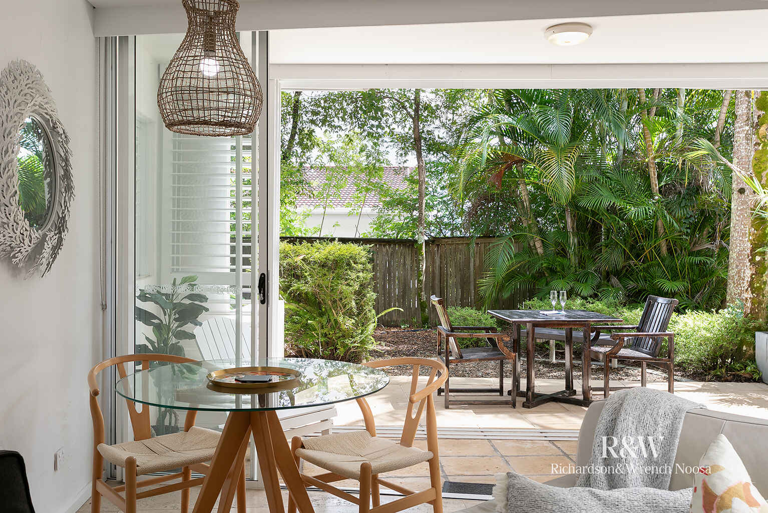 105/16 Noosa Drive Noosa Heads 105/16 Noosa Drive Noosa Heads