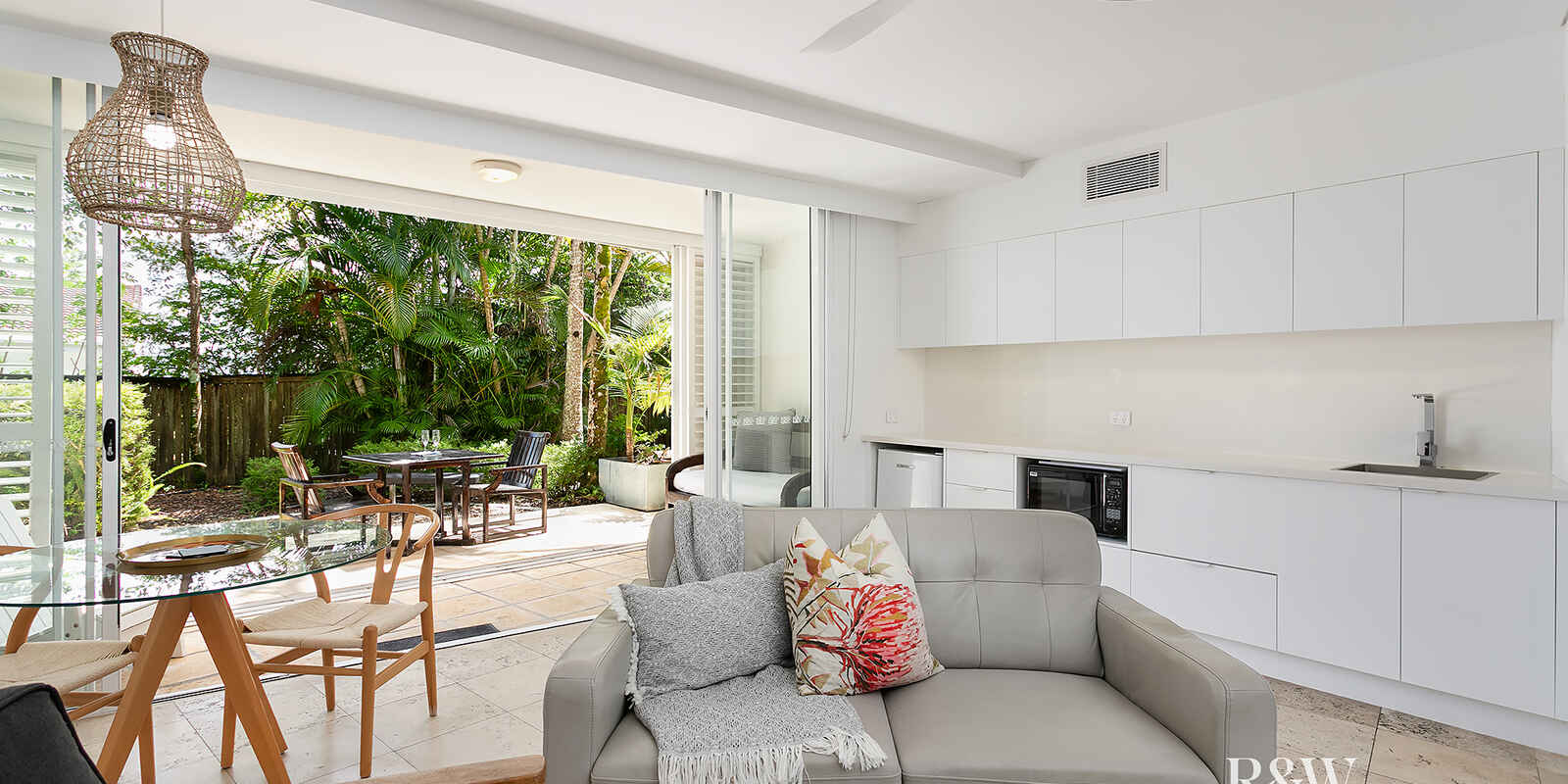105/16 Noosa Drive Noosa Heads 105/16 Noosa Drive Noosa Heads