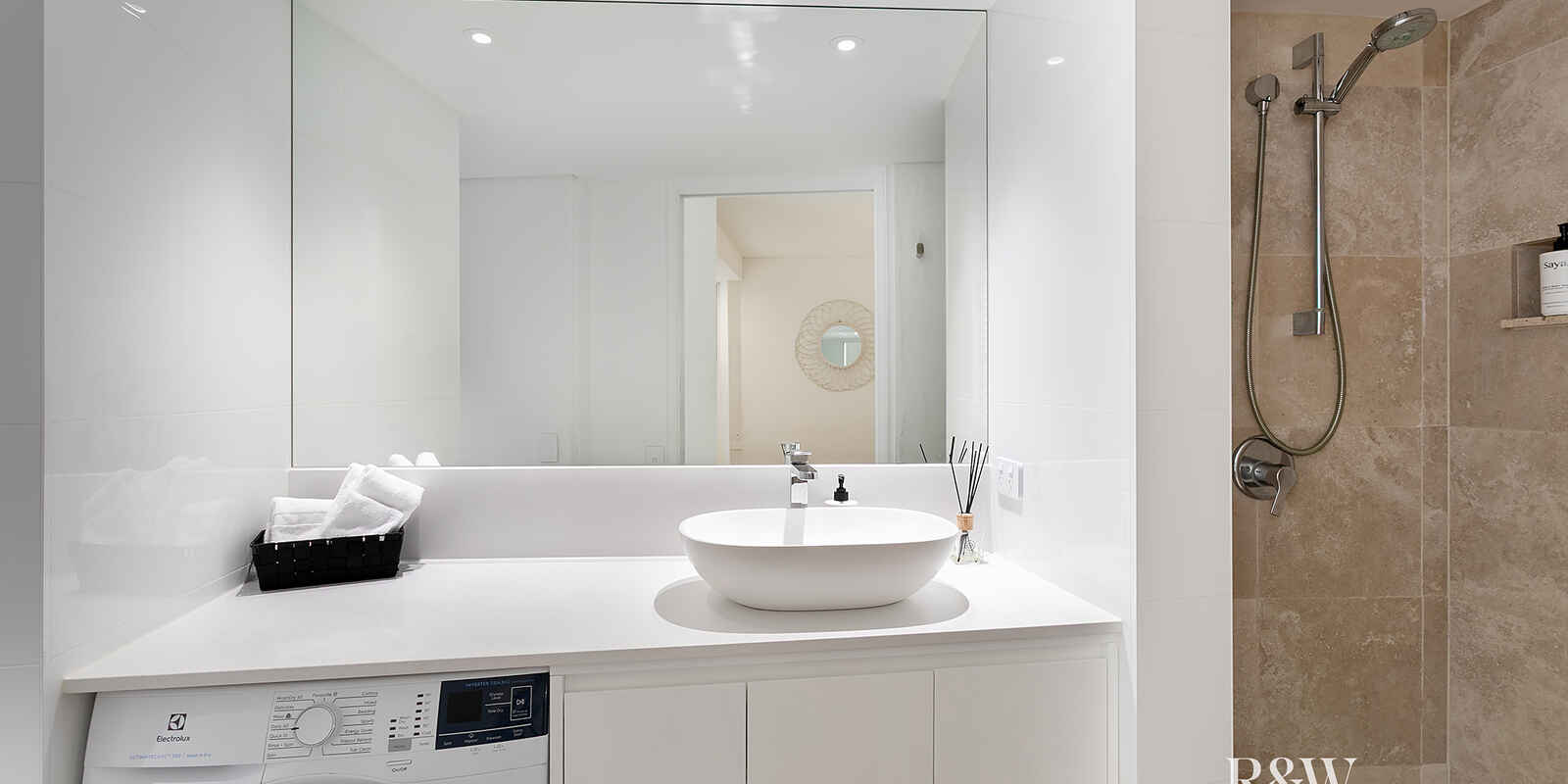 105/16 Noosa Drive Noosa Heads 105/16 Noosa Drive Noosa Heads